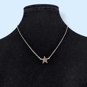 V. Avon Smooth Star Choker Necklace
